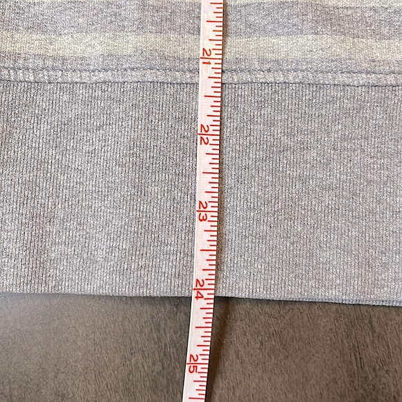 Tea Collection Longer Length Hoodie - Picture 5 of 9